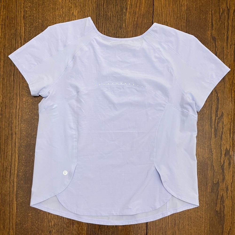 🍋LIKE NEW Lululemon SS Crew Light Lilac Tee